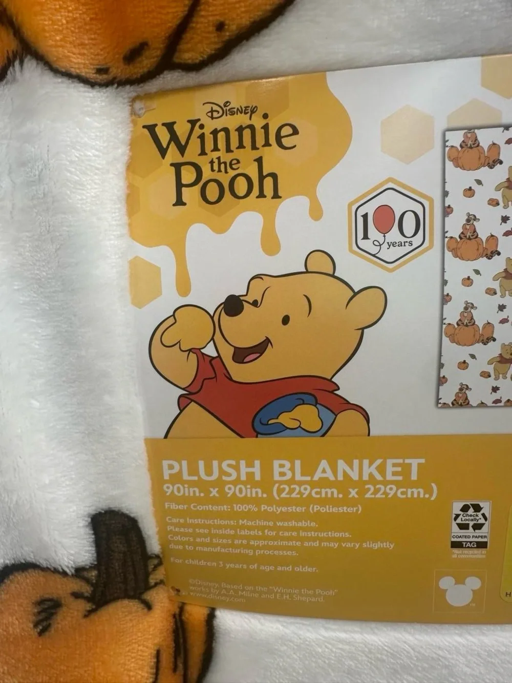 Disney Winnie the Pooh & Friends Plush Blanket, Queen Size